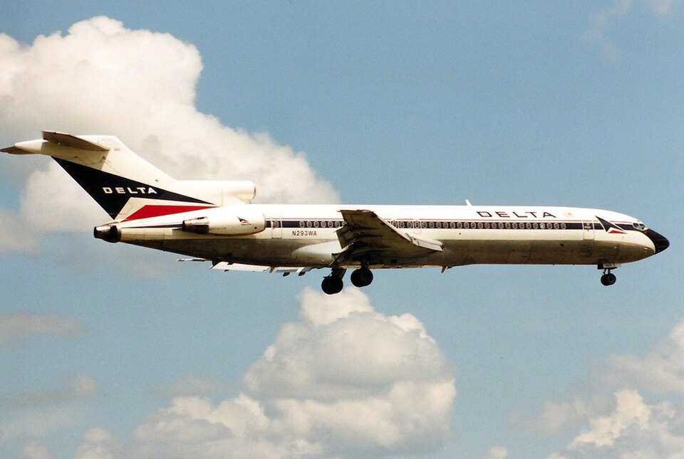 File:Boeing 727-247-Adv, Delta Air Lines AN0200778.jpg