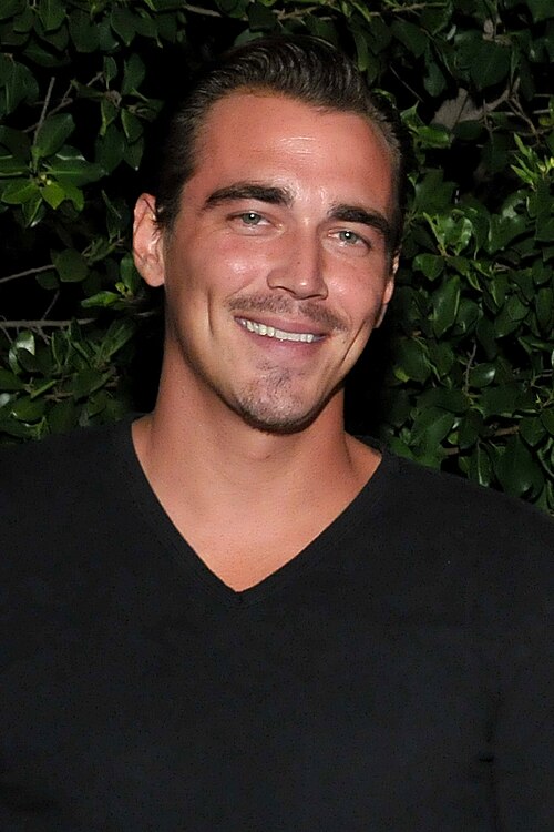 File:Clark James Gable 2015.jpg