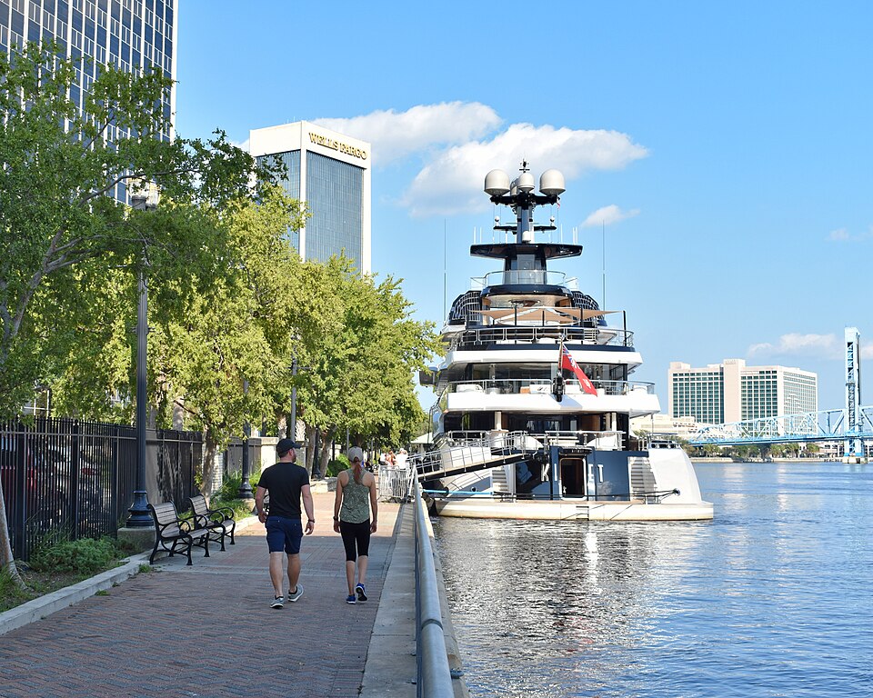 File:Kismet 5 (Jacksonville, Florida).jpg