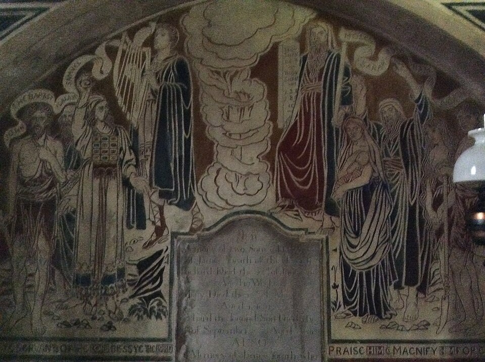 File:Llanfair Kilgeddin 11.jpg
