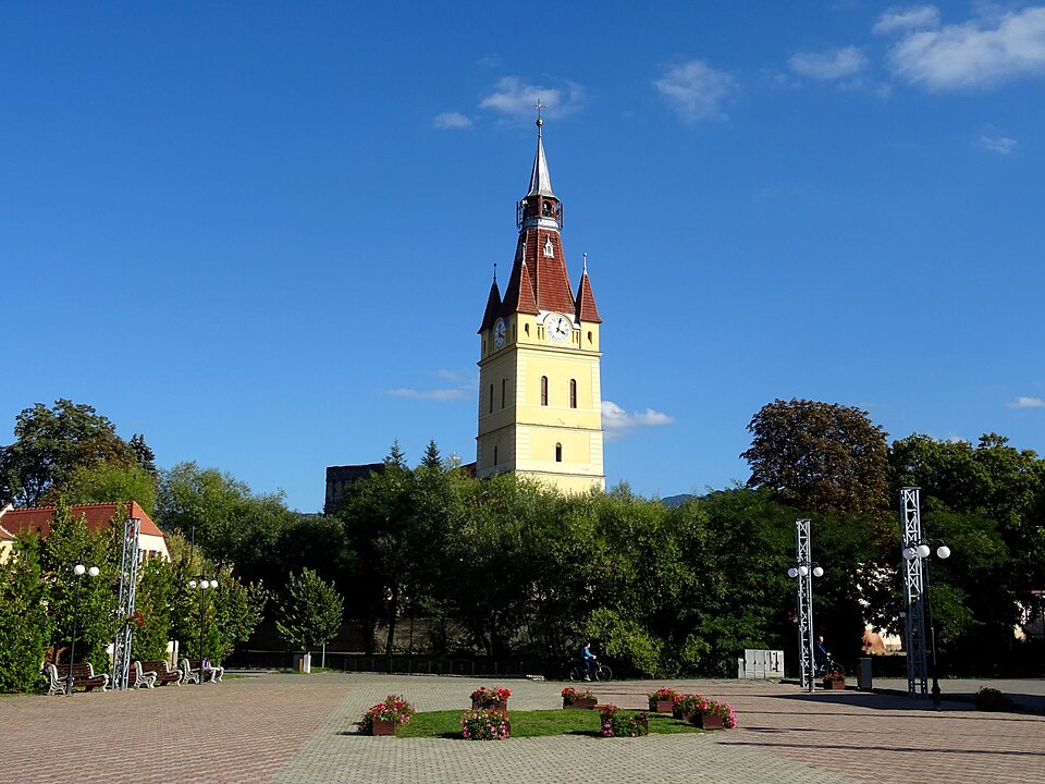 File:RO BV Cristian main square.jpg