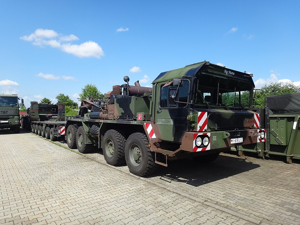 File:Slt Elefant 2012-06-23.JPG