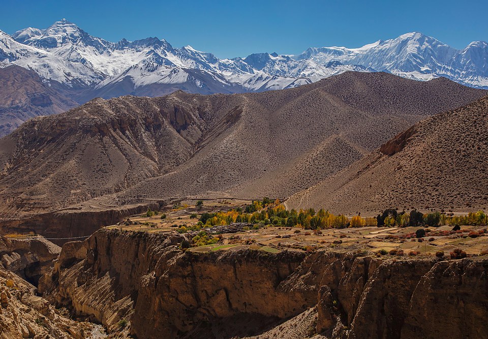 File:View on Gyakar (edited).jpg