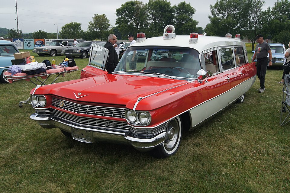 File:1964 Cadillac Ambulance (14754837380).jpg
