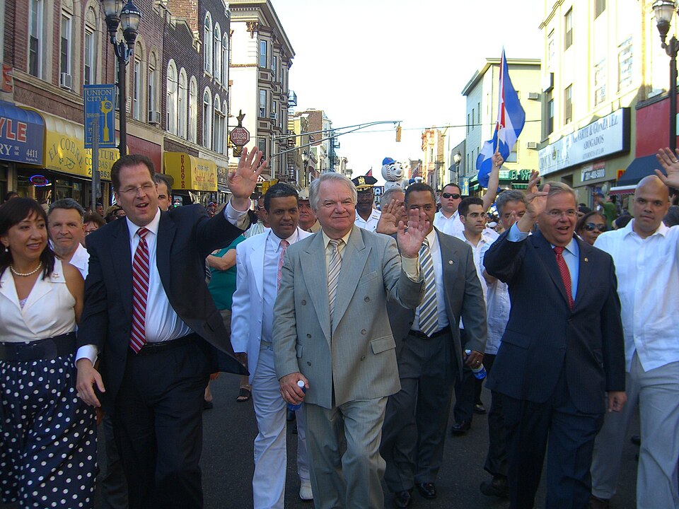 File:6.6.10StackMenendezByLuigiNovi16.jpg
