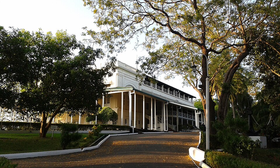 File:Navyhouse7.jpg