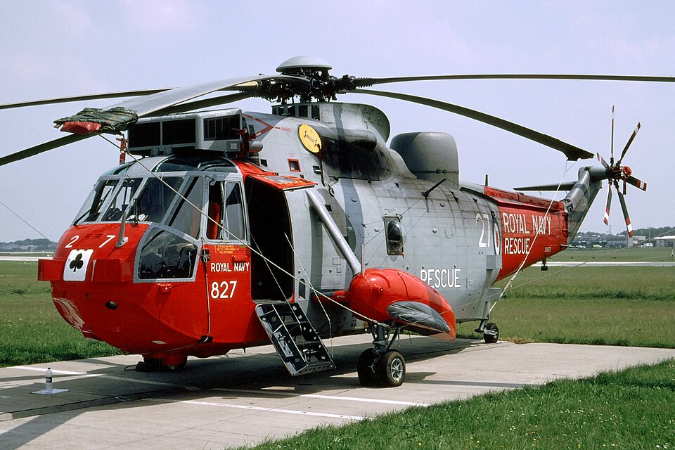 File:Sea King HU5 RN (24959707371).jpg