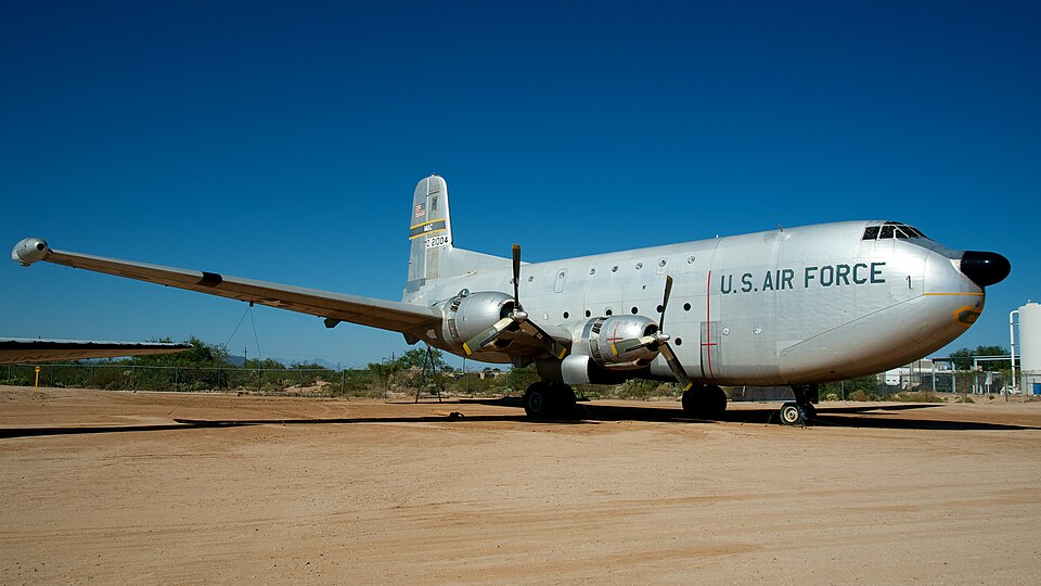 File:Douglas C-124C Globemaster II 52-1004 (8042356947).jpg