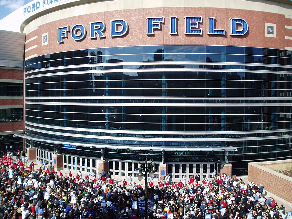 File:Ford Field 2007.JPG