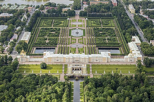 Peterhof Palace, by Godot13