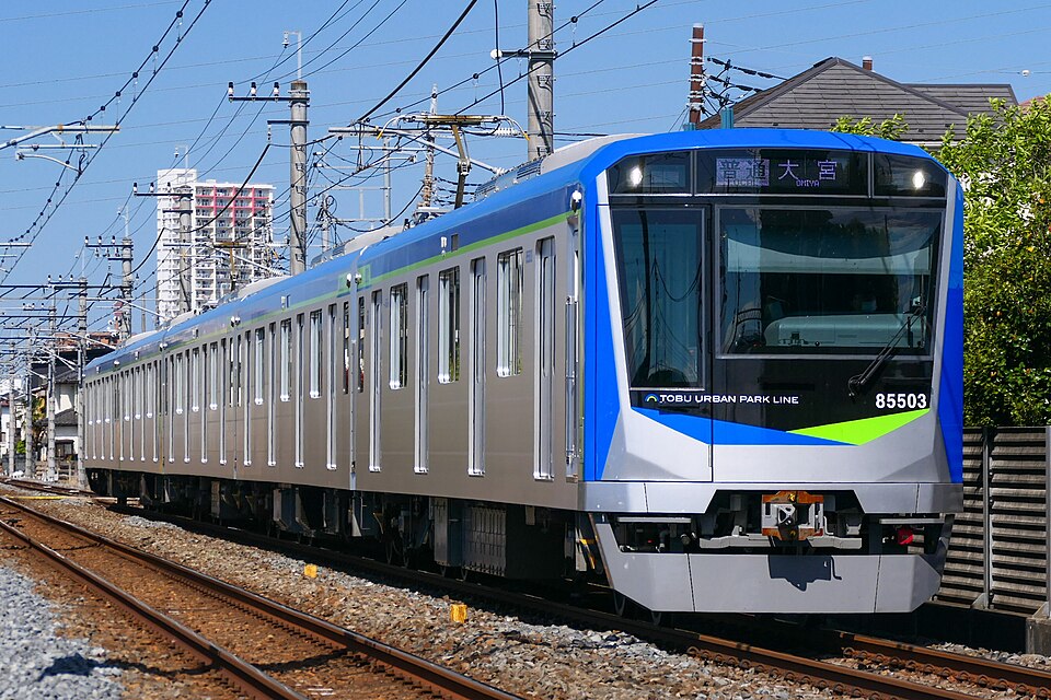 File:Tobu Series80000-85503.jpg