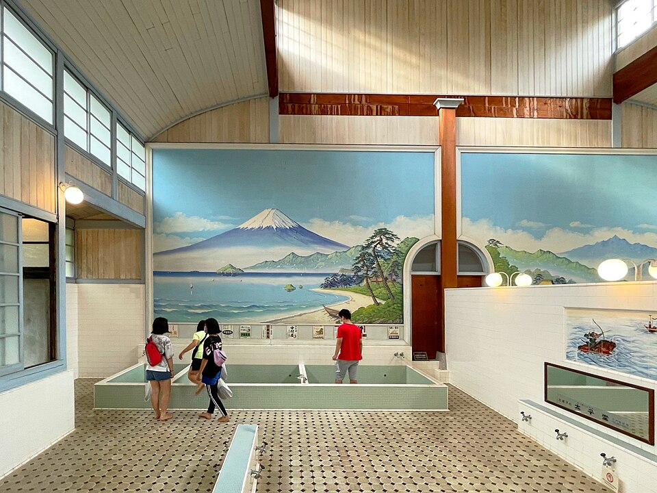 File:Japanese communal bathhouse SENTO Sentō 銭湯の浴室.jpg
