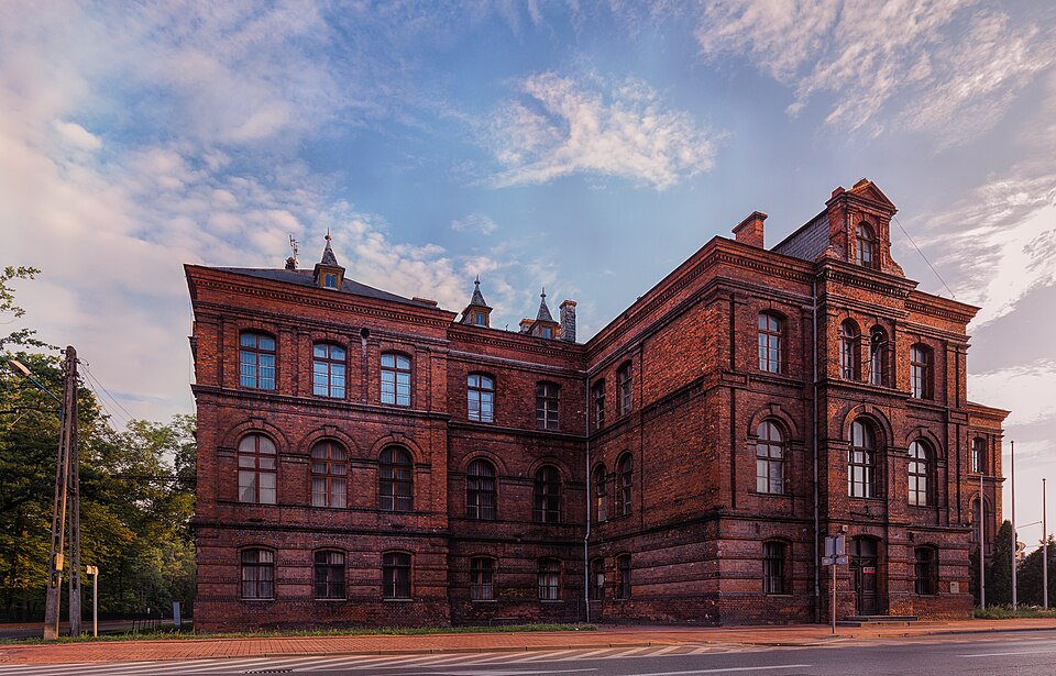 File:Kantor, Żyrardów Q33479085.jpg