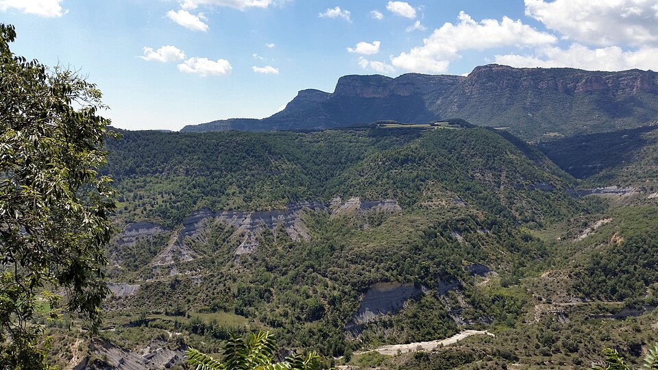 File:Morrons-de-Guel-desde-roda.isabena.jpg