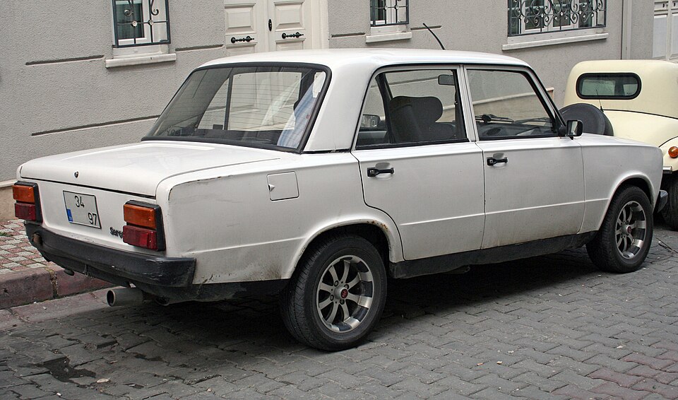 File:Tofaş Serçe late rv.JPG