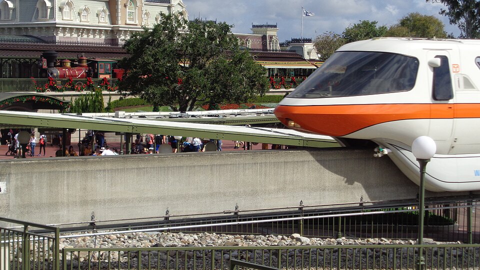 File:WDW Monorail - WDWRR.jpg