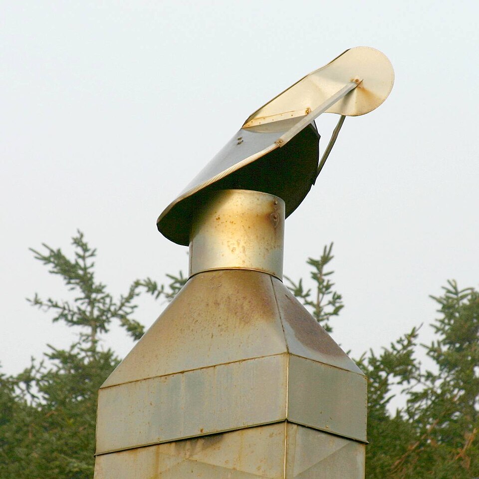 File:Common chimney cowl Oregon.JPG