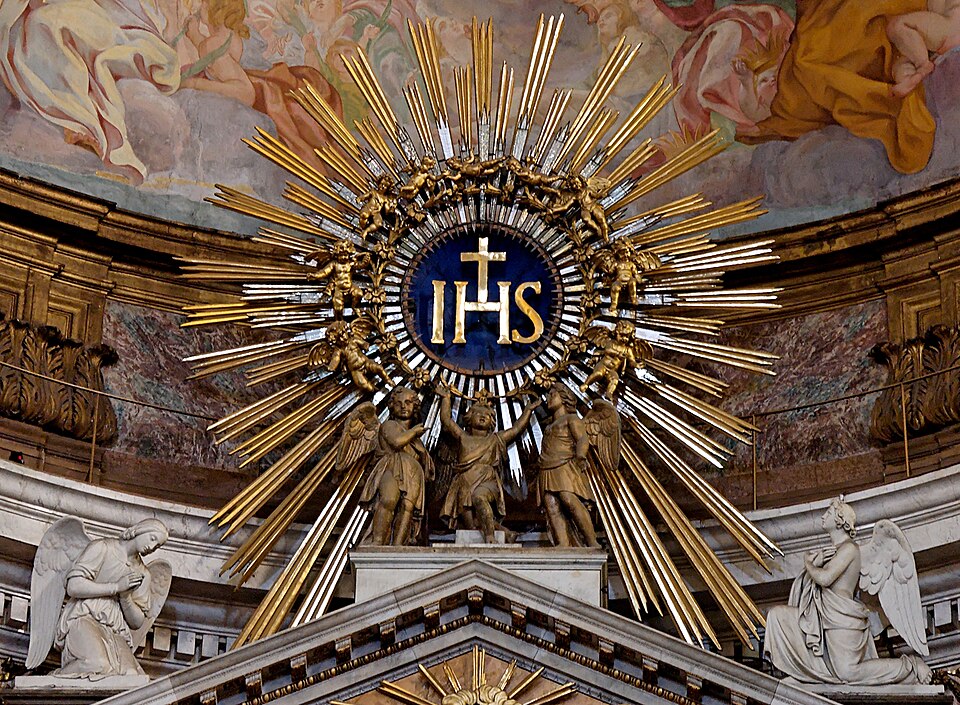 File:IHS monogram Gesu.jpg