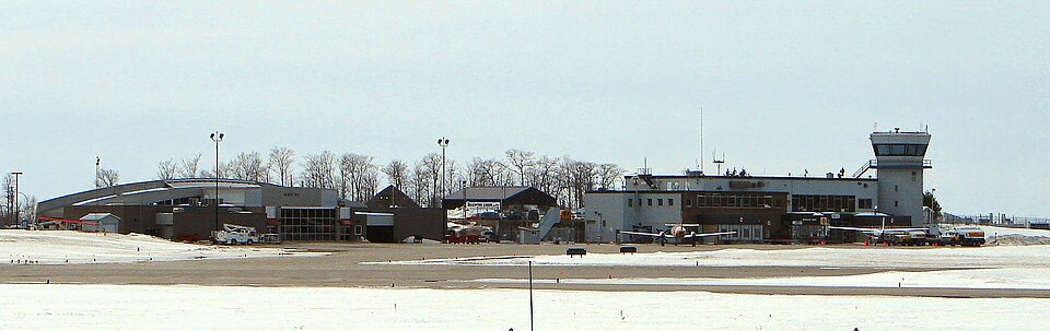 File:Jack Garland Airport.jpg