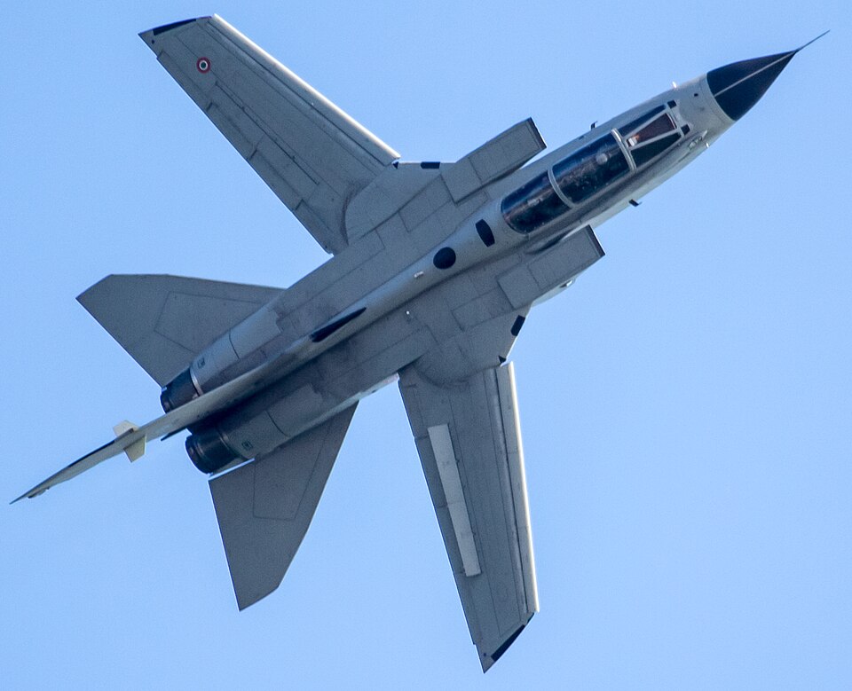 File:RIAS 2014 Tornado 01.jpg
