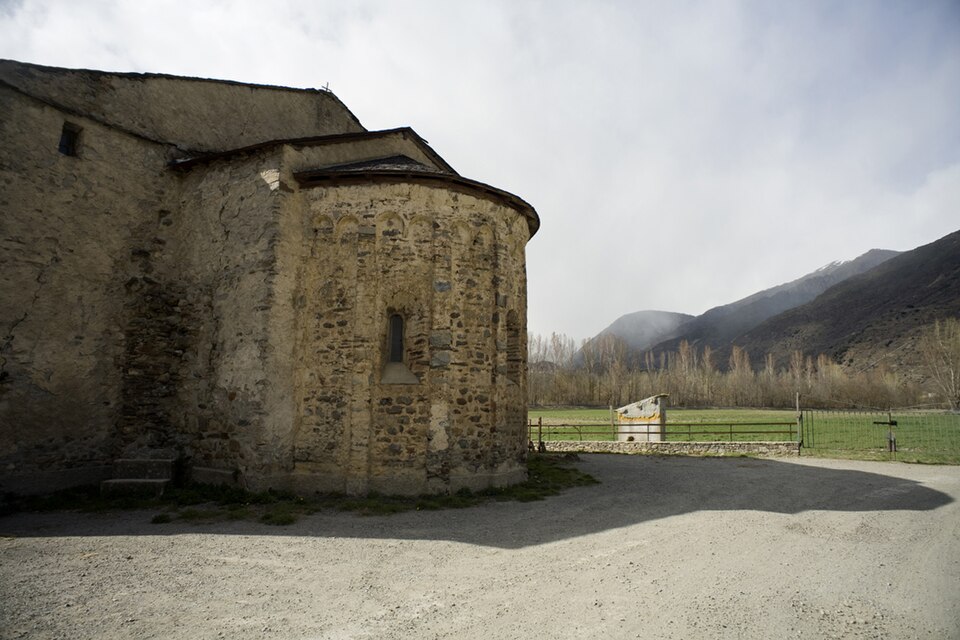 File:Esterri d'Àneu, Santa Maria-PM 26033.jpg