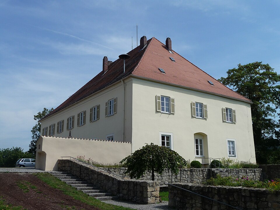 File:Rathaus Mitterfels.JPG