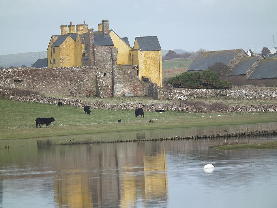 File:Sker House (geograph 4143489).jpg
