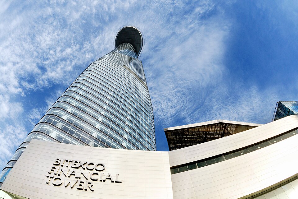File:Bitexco Financial Tower.jpg
