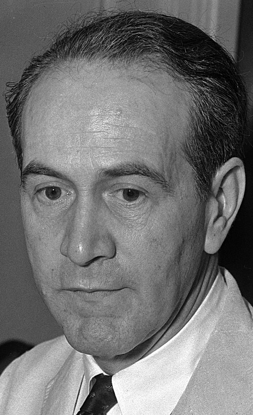 File:Oswaldo Aranha close-up (cropped).jpg