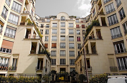 Futurist influences – Rue du Laos no. 25 in Paris, by Charles Thomas (1930)
