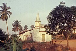 alt=Refer to caption