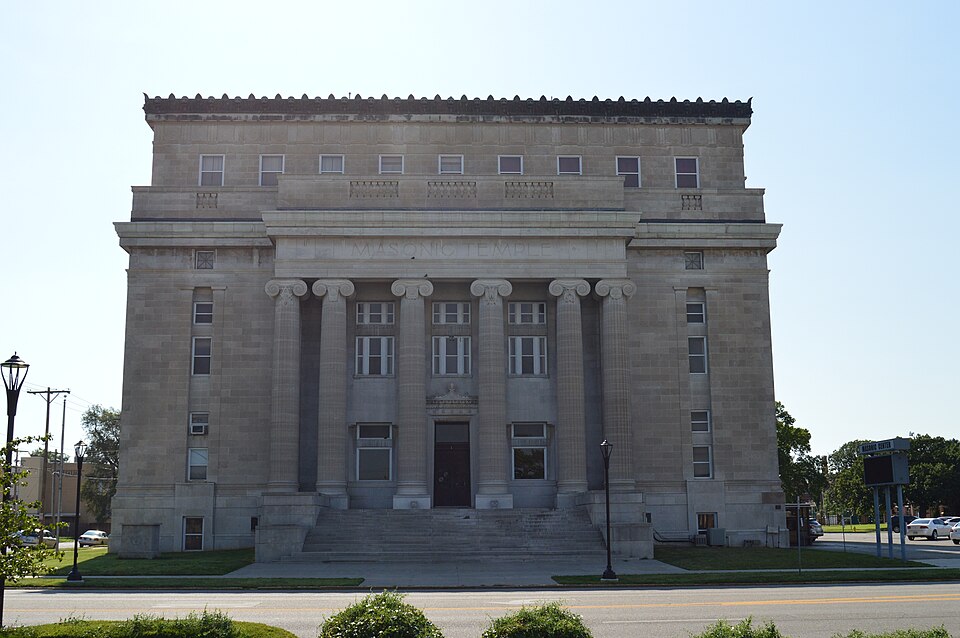 File:Masonic Temple Salina.JPG