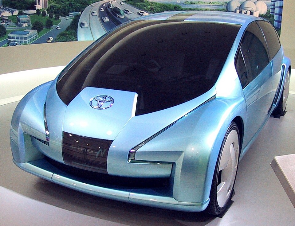 File:Toyota Fine N Diagonal.jpg