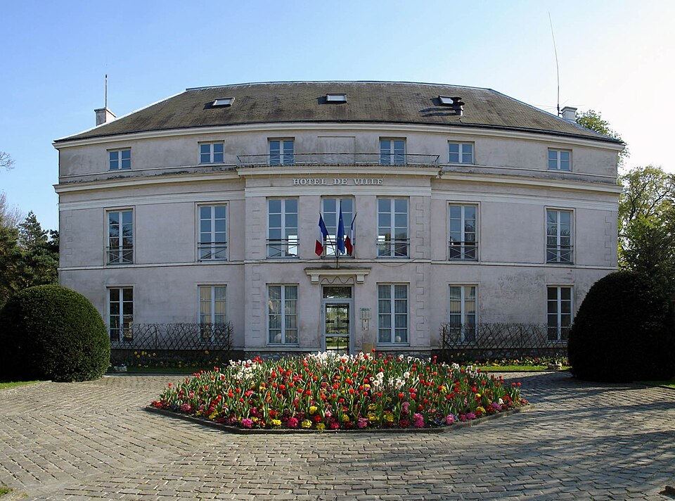 File:Courtry - Mairie 01.jpg