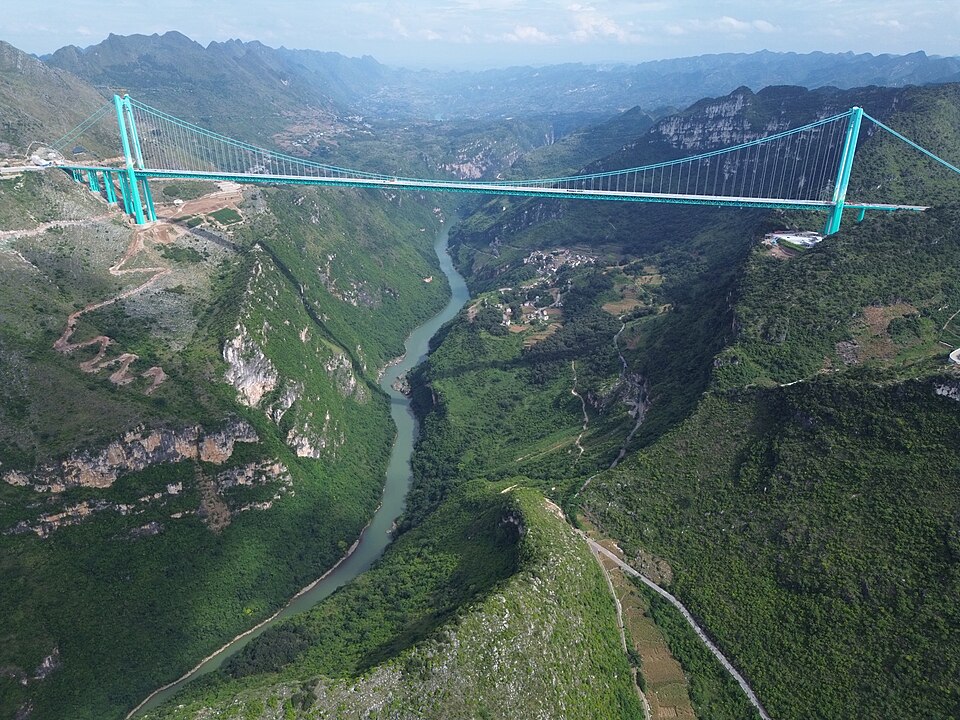 File:Huajiang Canyon Bridge2.JPG