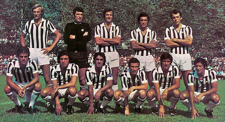 File:Juventus FC 1974-75 (edited).jpg