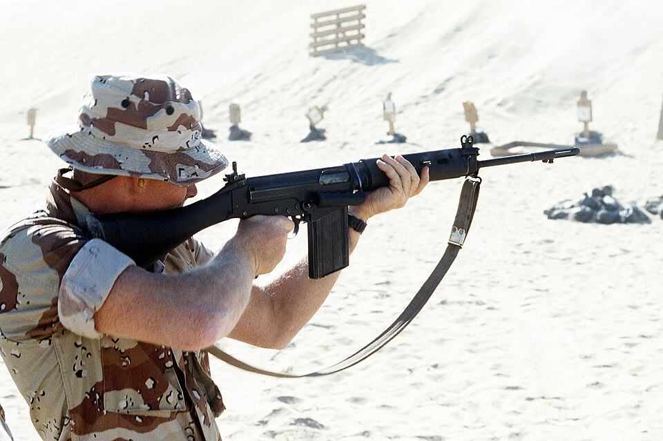 File:L1A1 DM-ST-91-12005.jpg