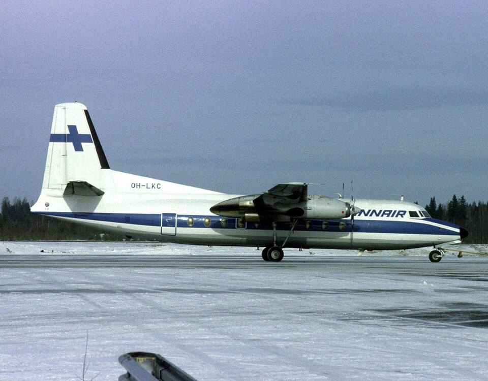 File:Finnair F-27 OH-LKC at EFHK 19830313.jpg