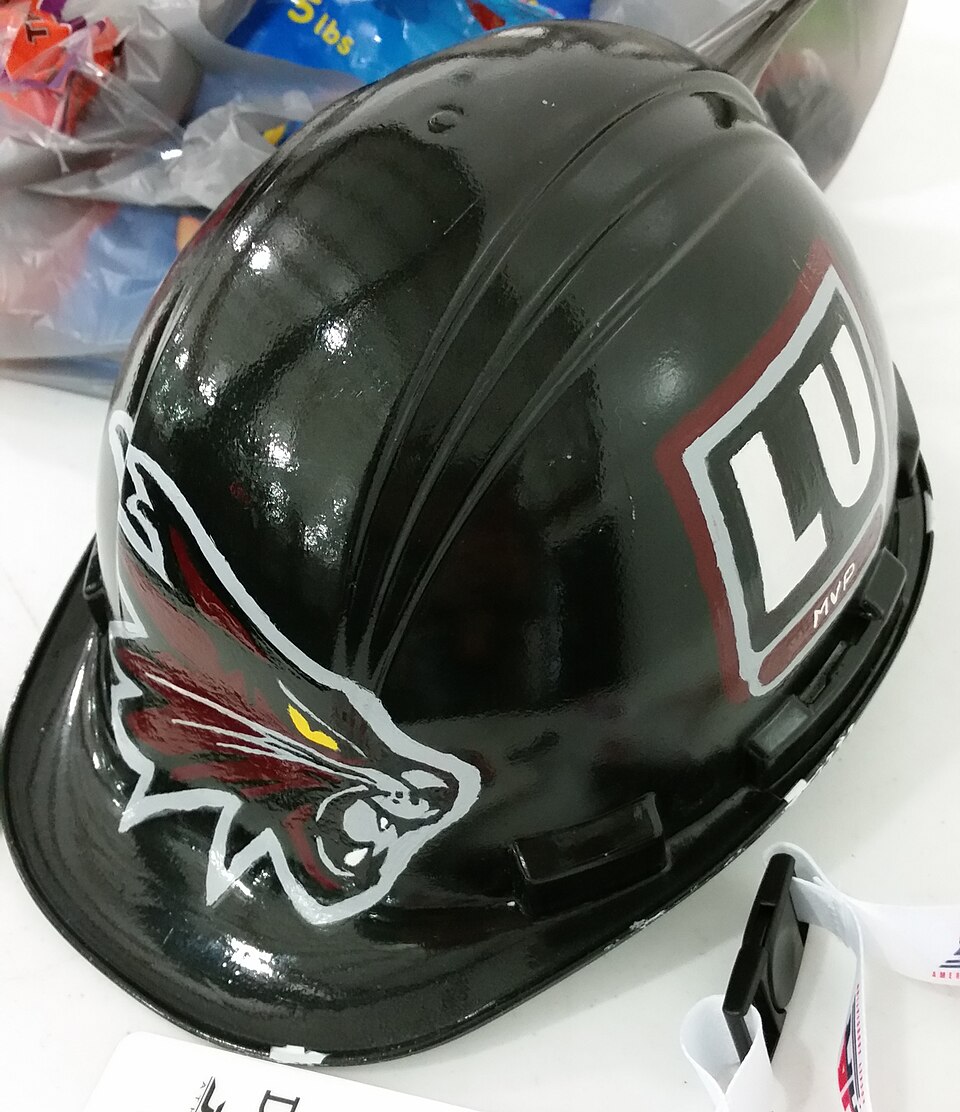 File:LU-Belleville women's hockey hard hat.jpg