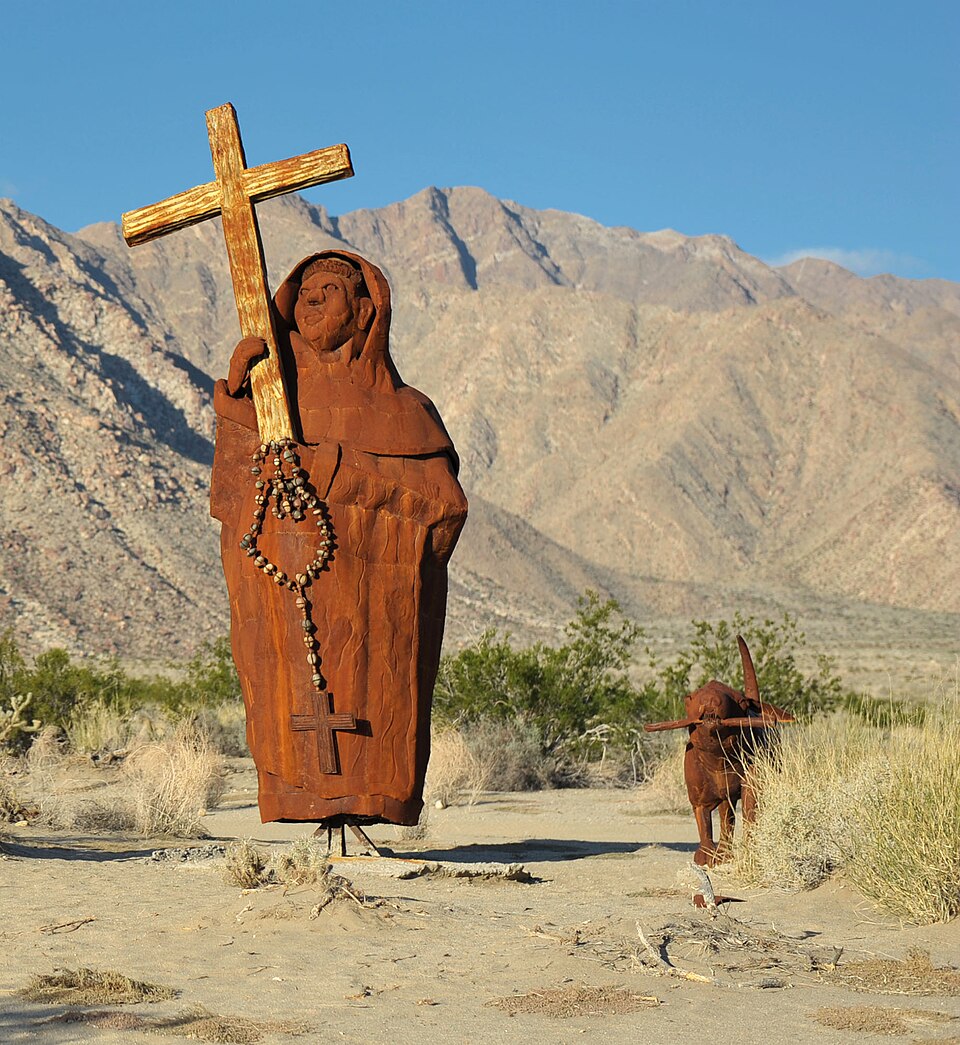 File:Priest and Cross.jpg