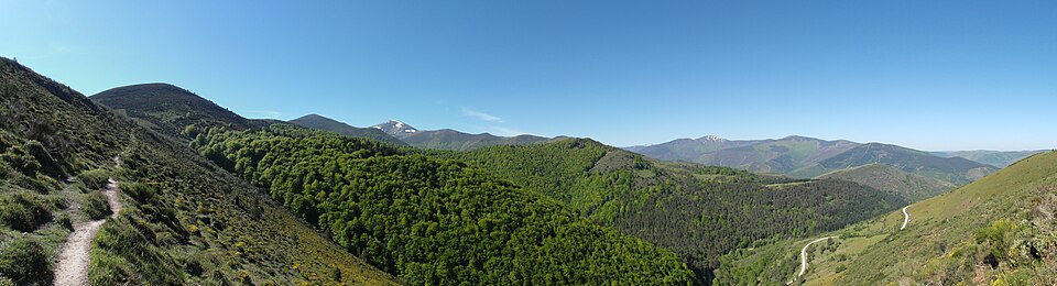 File:ValleDelOjaYSanLorenzo.jpg