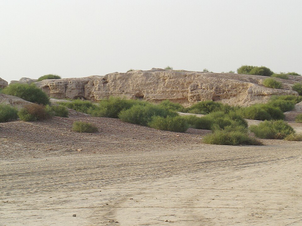 File:Westernmound.jpg
