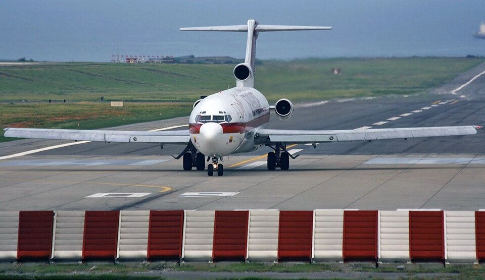 File:Aerosucre Boeing 727-2J0F HK-4544.jpg