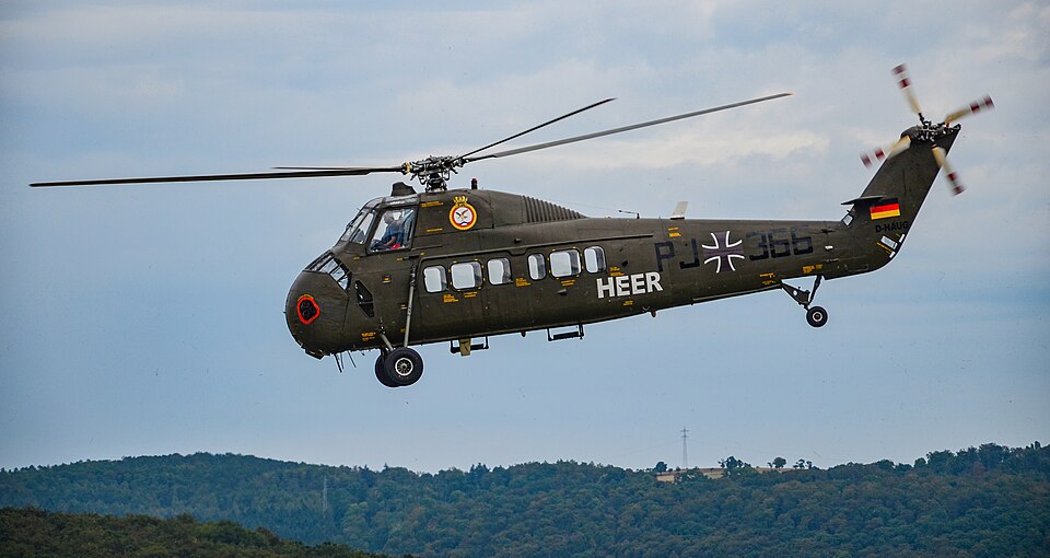 File:Sikorsky S-58C.jpg