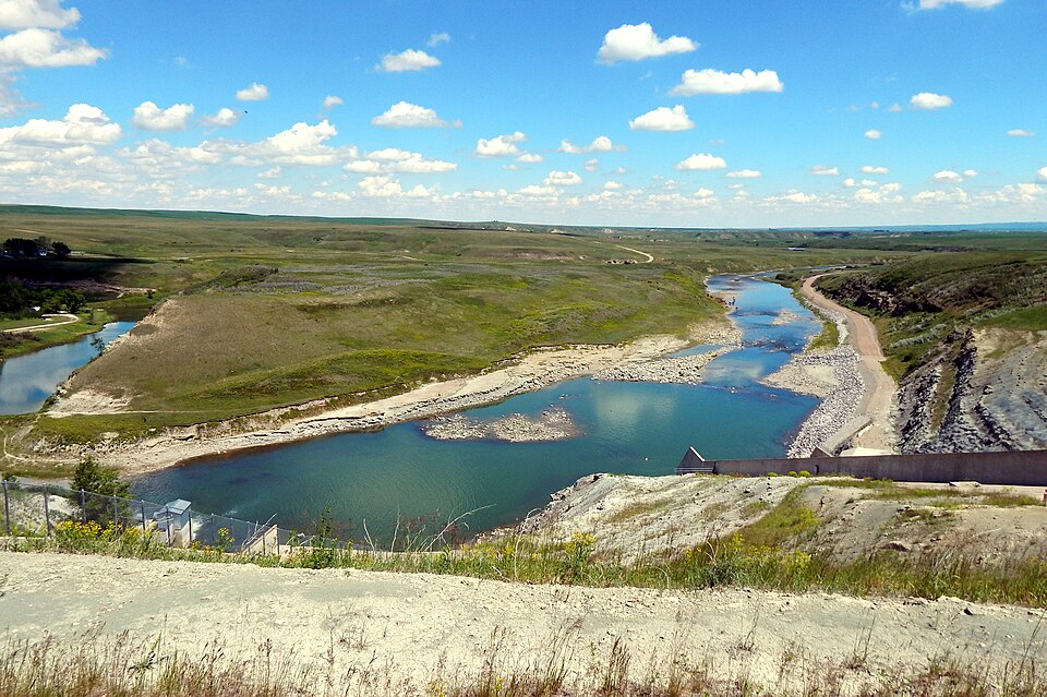 File:St Mary River From Spillway.jpg
