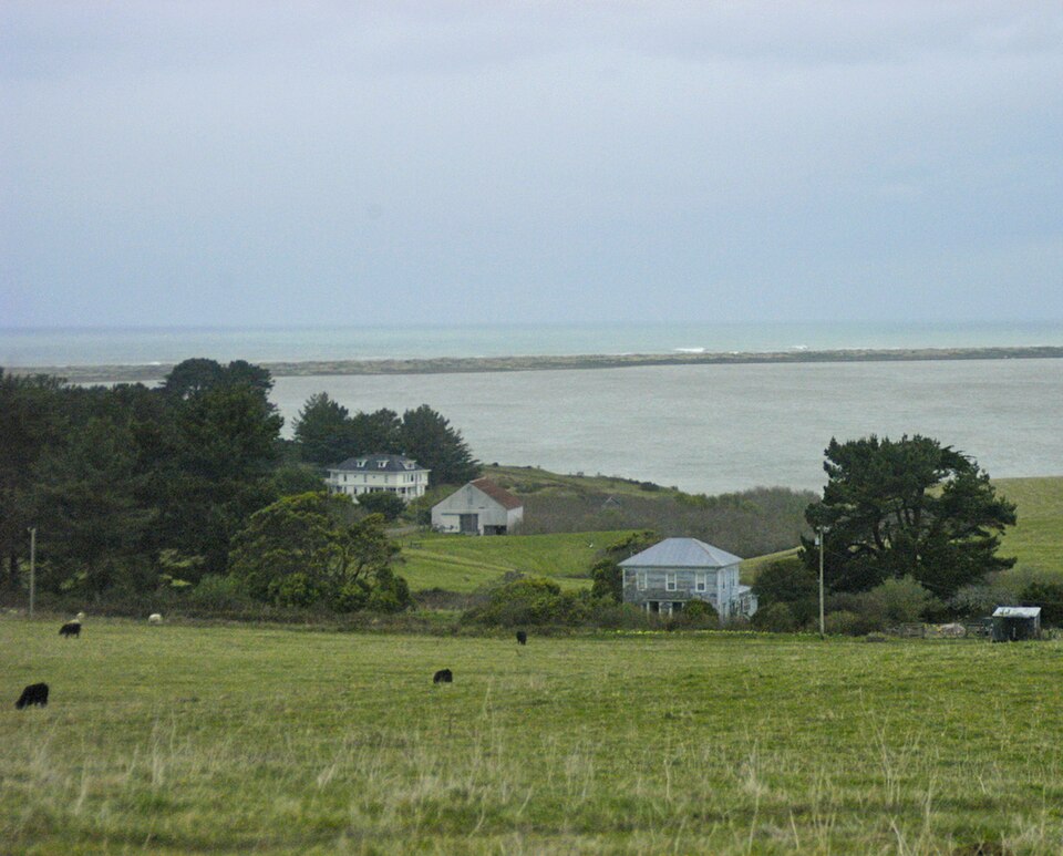 File:Seth Kinman Table Bluff Home.jpg