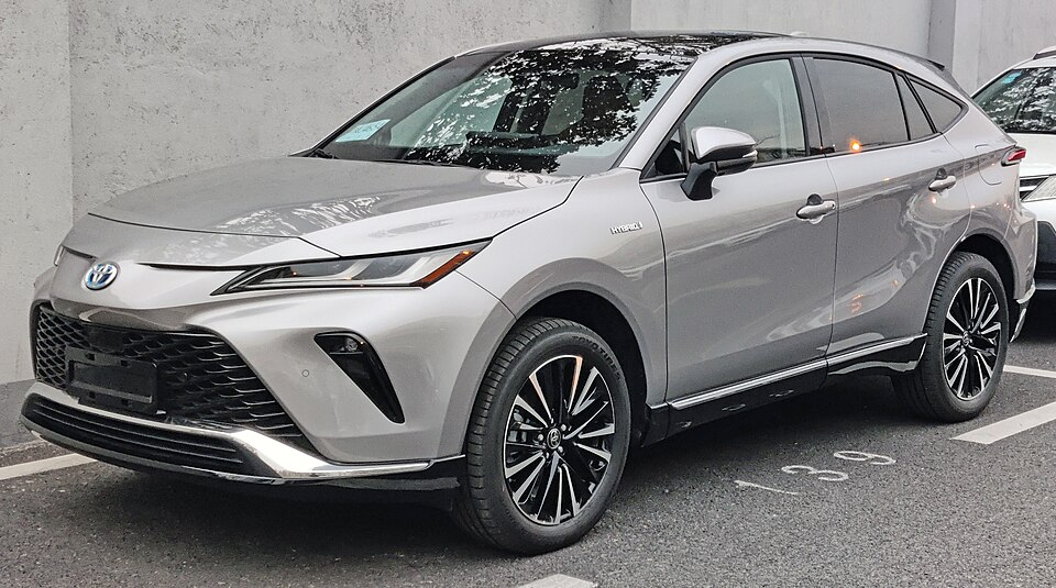 File:Toyota Venza II (front).jpg