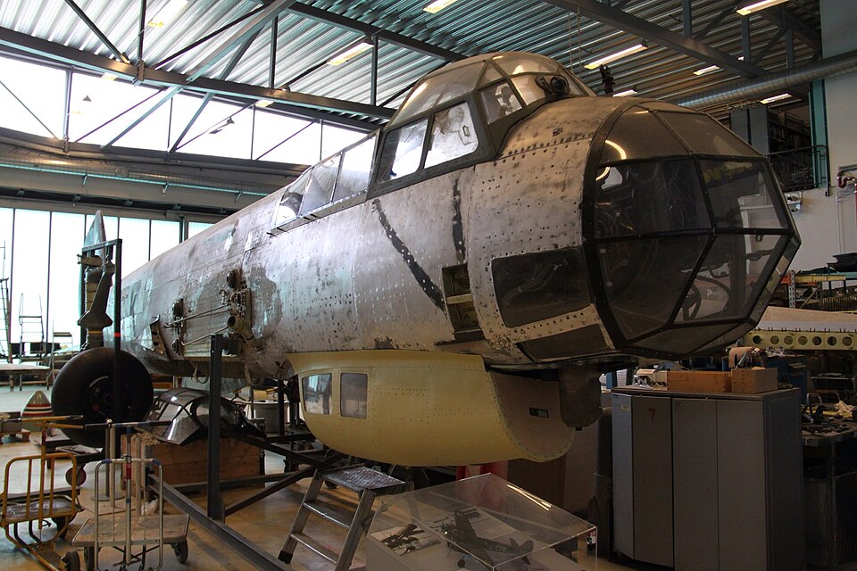 File:U4-TK Junkers Ju.88A-1 Luftwaffe (9547432044).jpg