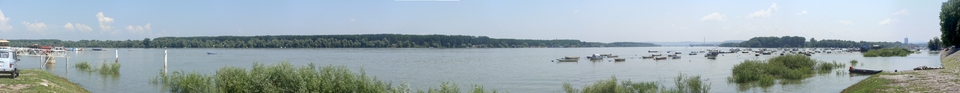 File:Dunav panorama Zemun.png