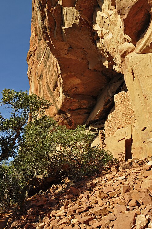 File:Honanki Ruins cliff dwelling.jpg